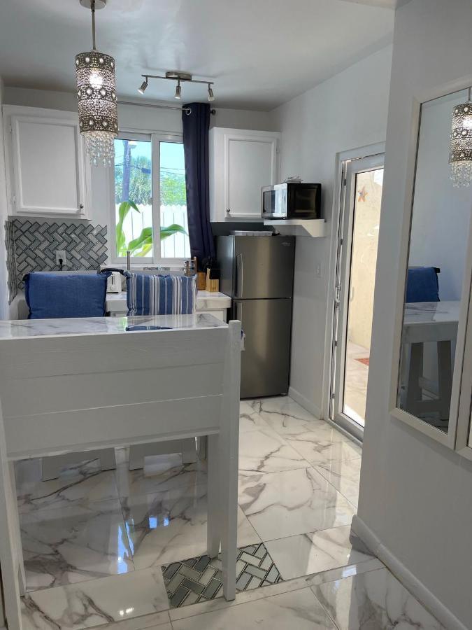 #6 Ferguson Rd - Townhouse Villa Nassau Exterior photo